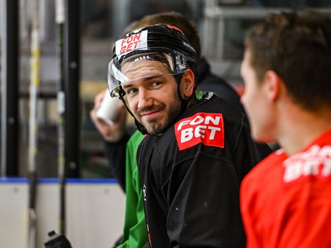 Тренировка «Авангарда» перед отправлением на турнир в Сочи