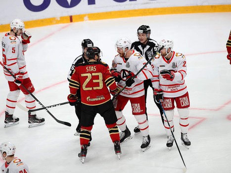 10.03.2021. 1/4 финала, 5 матч. «Авангард» - «Автомобилист» 3:1