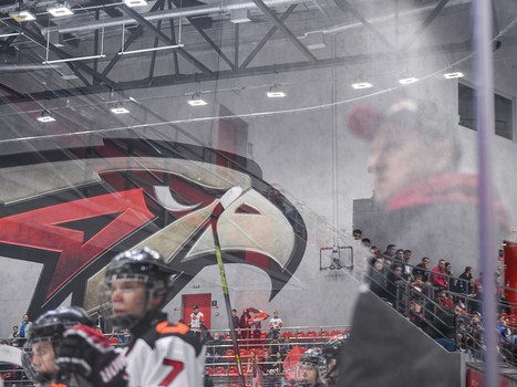 Полуфиналы и матчи за 5-8 места Первенства ЮХЛ в Омске