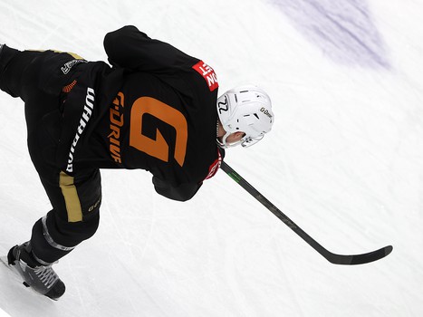 Тренировка «Авангарда» перед матчем в Уфе