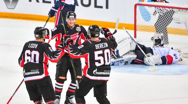 Вырвали победу в овертайме! Главные события матча "Авангард" - "Торпедо"