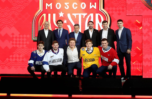 «Авангард» на церемонии представления участников ФОНБЕТ Матча Звезд КХЛ 2020