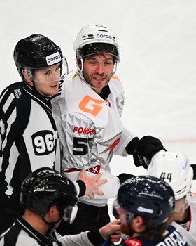 28.03.2026. «Нефтехимик» - «Авангард» 1:2