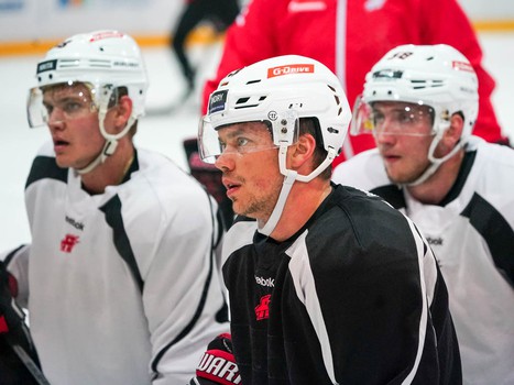 Открытая тренировка "Авангарда" для СМИ