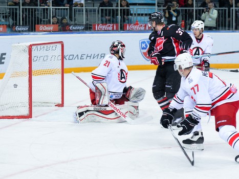 07.01.2016. "Авангард" - "Автомобилист" 3:0