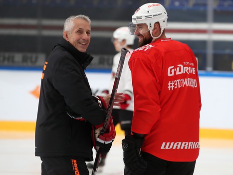 Раскатка «Авангарда» перед выездным матчем с «Нефтехимиком»