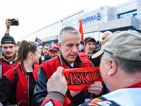 «Авангард» привёз Кубок Гагарина в Омск!