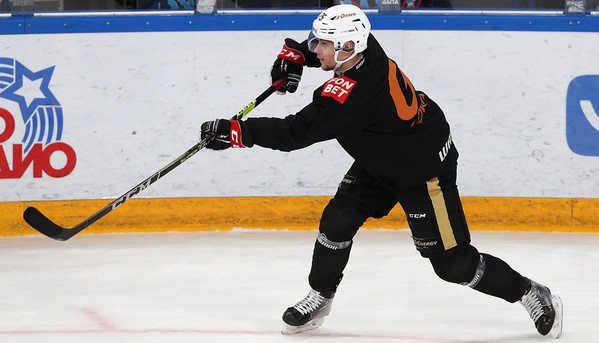 «Тут на меня машины такие летят» | Тимофей Давыдов и Кирилл Семёнов перед 2-м матчем с «Металлургом» (ВИДЕО)