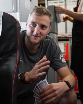 «Авангард» отправился в Санкт-Петербург