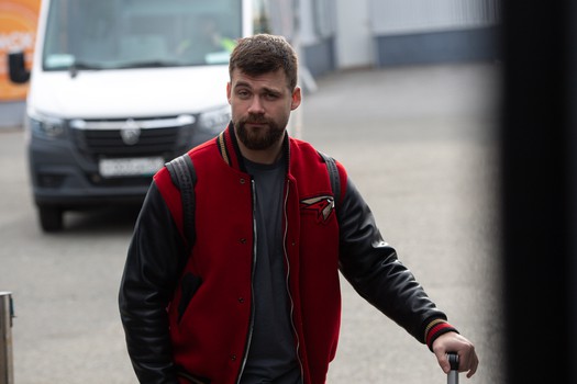 «Авангард» отправился на выезд