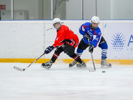 Турнир ХК "Авангард" среди дворовых детских команд в День космонавтики