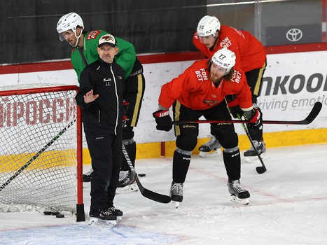 Тренировка «Авангарда» перед матчем в Екатеринбурге