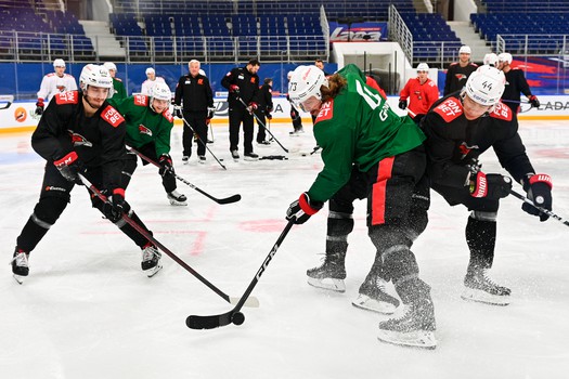 Раскатка «Авангарда» перед матчем в Тольятти