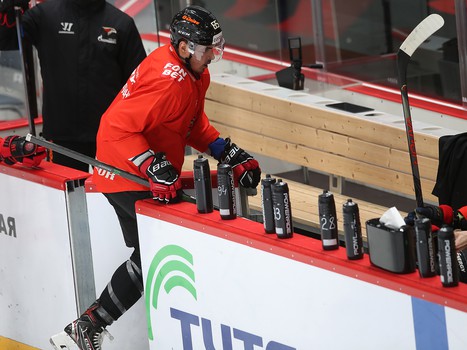 Первая тренировка Наиля Якупова в «Авангарде»