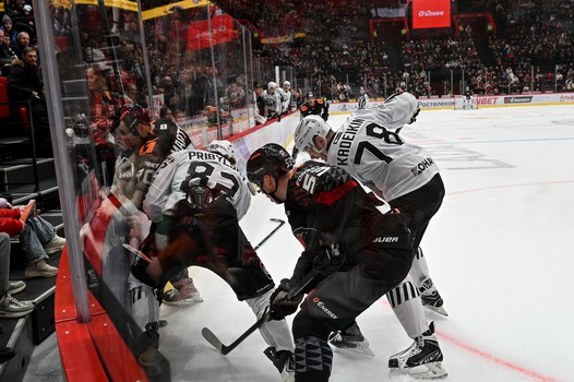 15.02.2026. «Авангард» - «Трактор» 6:2