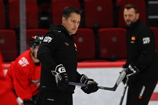 Тренировка «Авангарда» перед матчем с московским «Динамо»