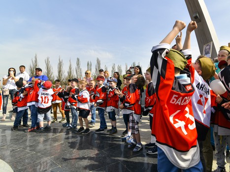 Юные «ястребы» почтили память воинов в День Победы