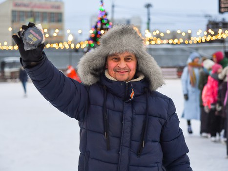 Городской каток на Бударина