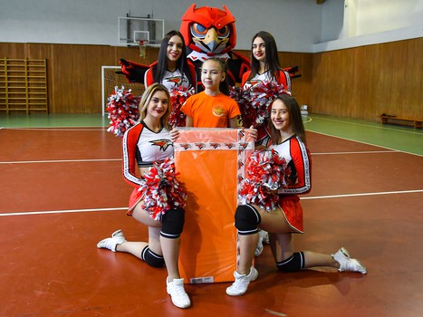 Новогоднее чудо «Авангарда» #3: тренировка с «Черри»