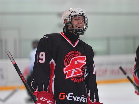 "Авангард"-2001 вышел в финал Первенства России