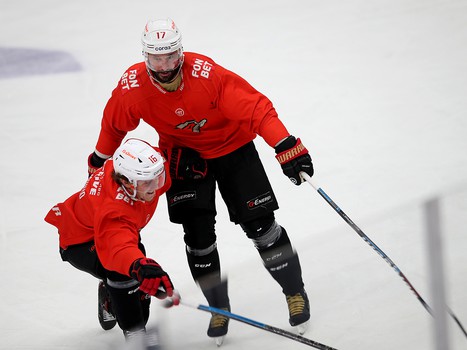 Тренировка «Авангарда» перед стартом финала Кубка Гагарина