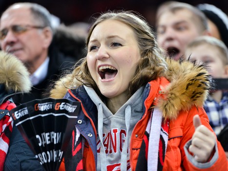 Наша атмосфера. Как поддерживали "Авангард" в сибирском дерби