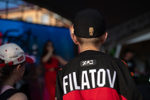 Дамир Шарипзянов - гость очередной вечеринки Буэнос Летос