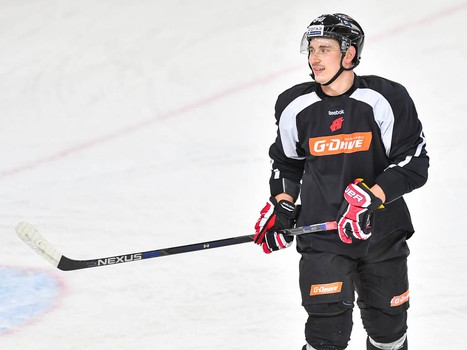 Первая тренировка Чеда Рау в "Авангарде"