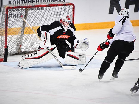 "Авангард" готовится к битве с амурскими "тиграми"