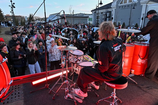 Фан-зона «Авангарда» в Городском саду