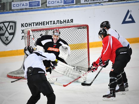 Раскатка "Авангарда" перед матчем с "Локомотивом"