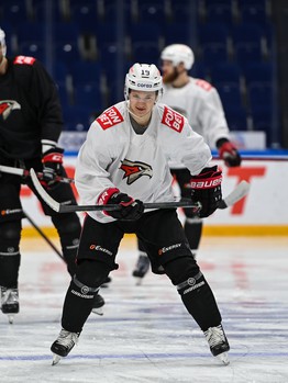 Раскатка «Авангарда» перед матчем в Уфе