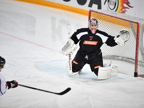 Раскатка "Авангарда" перед матчем со "Спартаком"