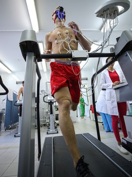 Медицинский осмотр «Авангарда» (день 1)