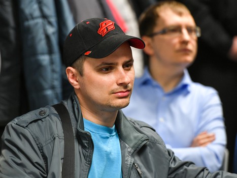 Встреча президента "Авангарда" Владимира Шалаева с болельщиками