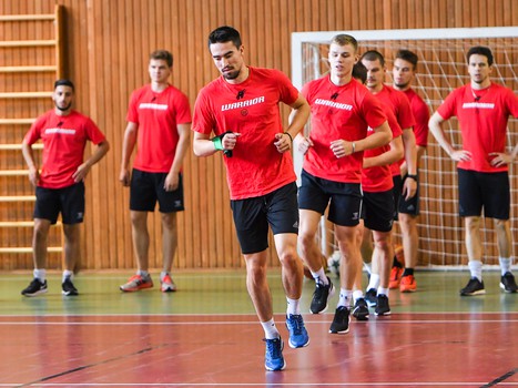 Первый лед "Авангарда" в межсезонье-2017