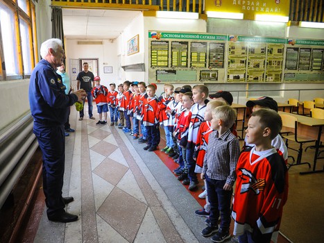 Экскурсия в Омский кадетский военный корпус для маленьких «ястребов»