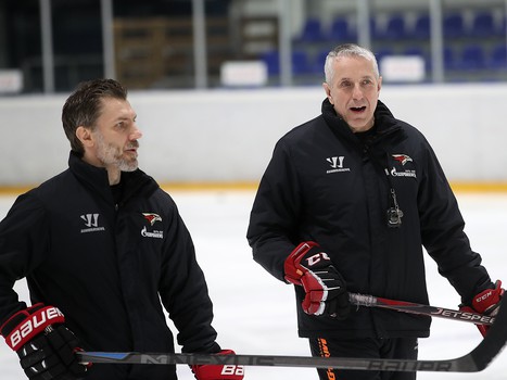 Тренировка «Авангарда» перед первым матчем серии с «Ак Барсом»