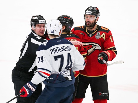 18.03.2021. 1/2 финала, 1 матч. «Авангард» - «Металлург» Мг 2:5