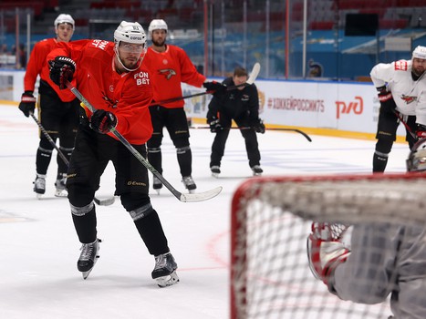 Раскатка «Авангарда» перед матчем в Сочи