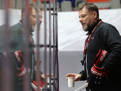 Раскатка «Авангарда» перед матчем в Хабаровске