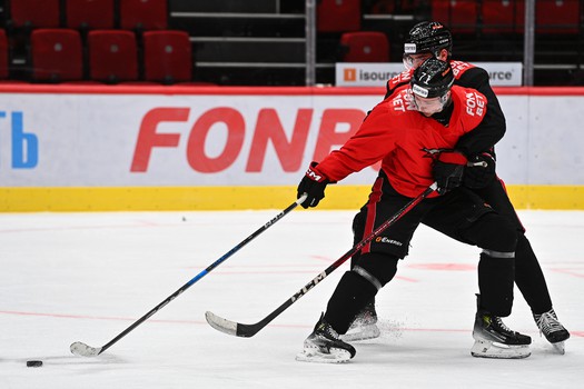 Тренировка «Авангарда» перед матчем с «Барысом»