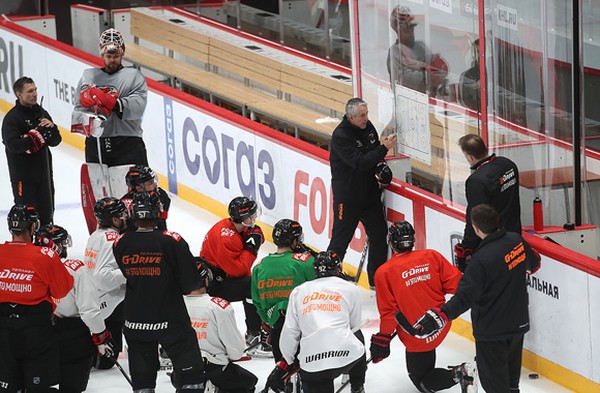 «Все с радостью вернулись на лёд». Первая тренировка в 2021 году