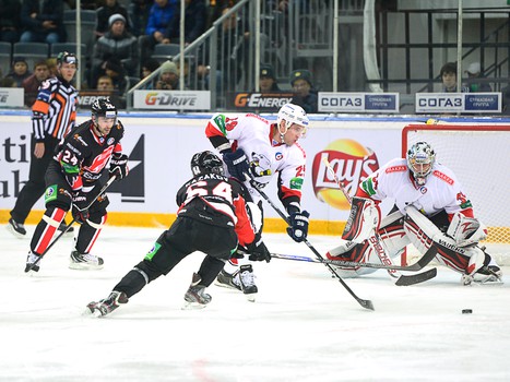 26.10.2013 "Авангард" - "Трактор"