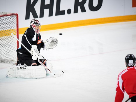 Раскатка "Авангарда" перед матчем с новокузнецким "Металлургом"