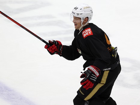 Тренировка «Авангарда» перед матчем в Новосибирске