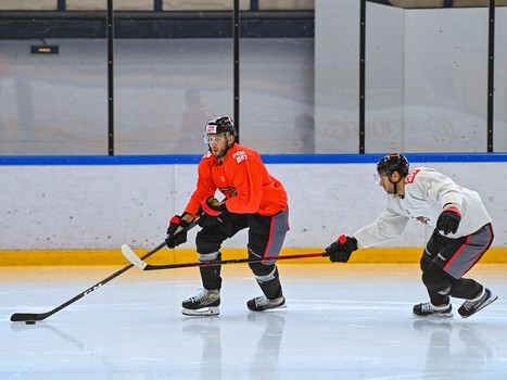 Тренировка «Авангарда» перед отправлением на турнир в Сочи