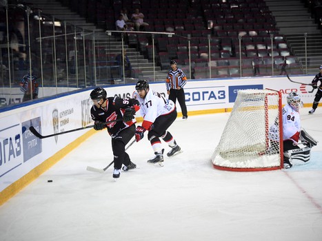 14.08.2016. Мемориал Ромазана-2016. "Авангард" - "Трактор" 2:0