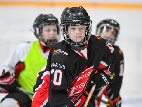 Мастер-класс Егора Мартынова для воспитанников Хоккейной Академии «Авангард» в Омске