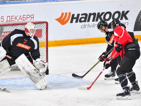 Раскатка "Авангарда" перед матчем с "Ладой"